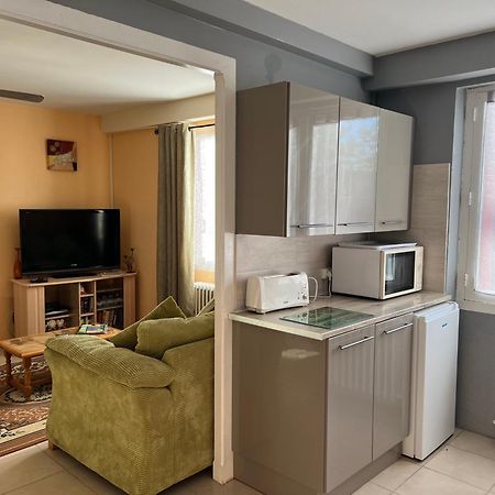 Apartament Gite Du St Martin Oradour-Fanais Zewnętrze zdjęcie